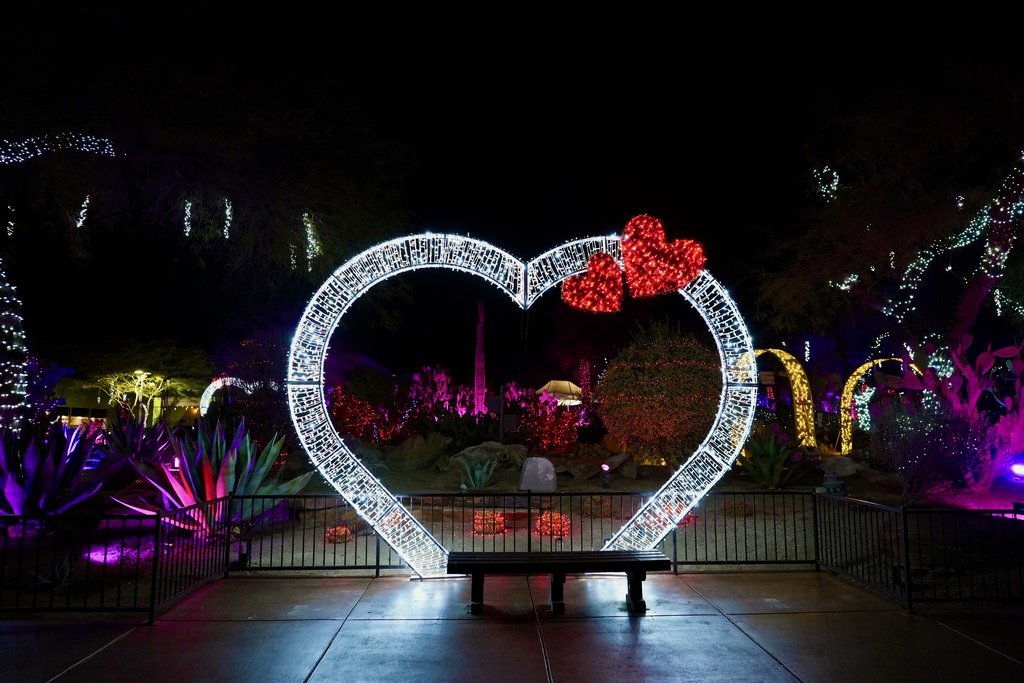 23 Ways To Celebrate Valentine's Day In Las Vegas (2024)