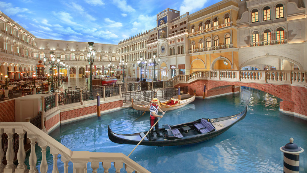 Gondola Ride Indoors The Venetian