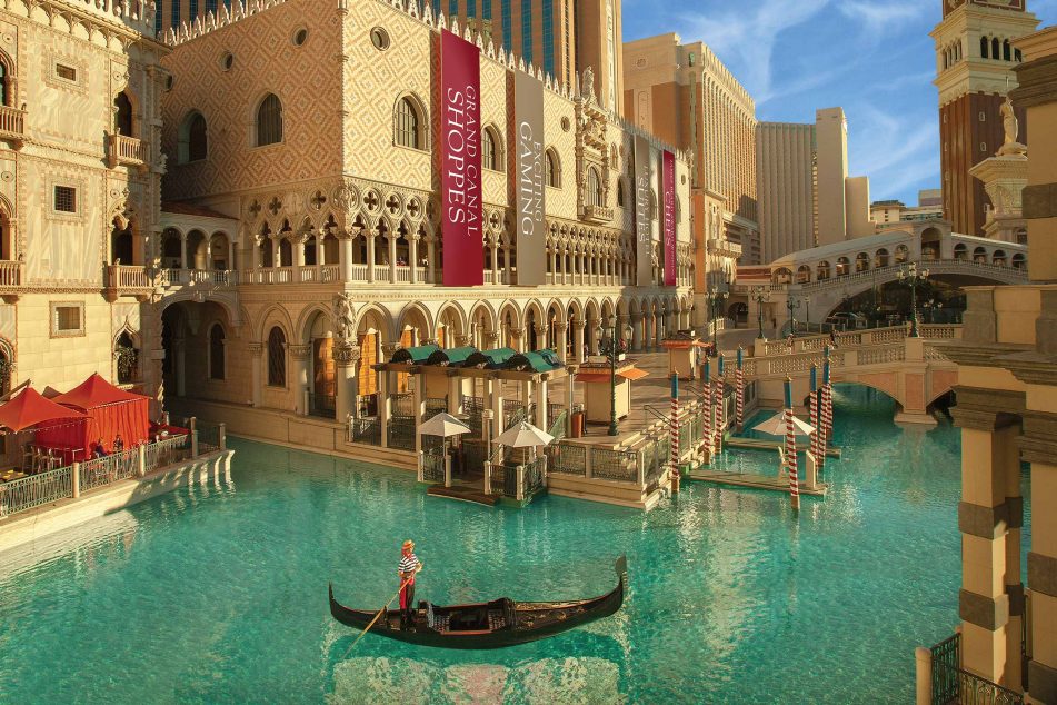 Gondola Rides At The Venetian