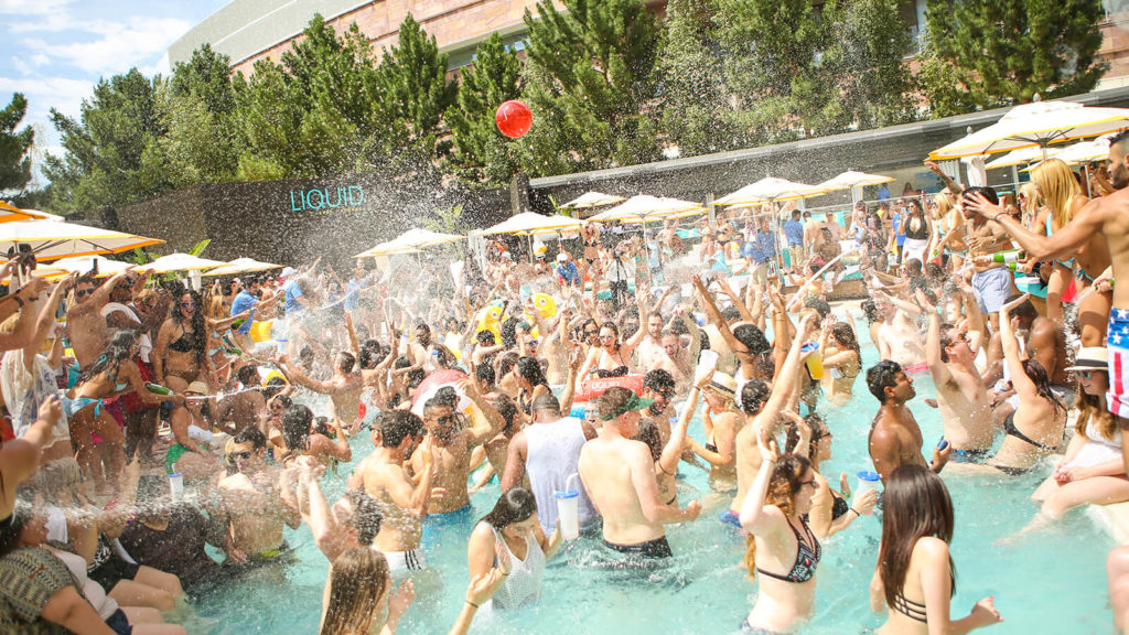 Liquid Pool Party Aria