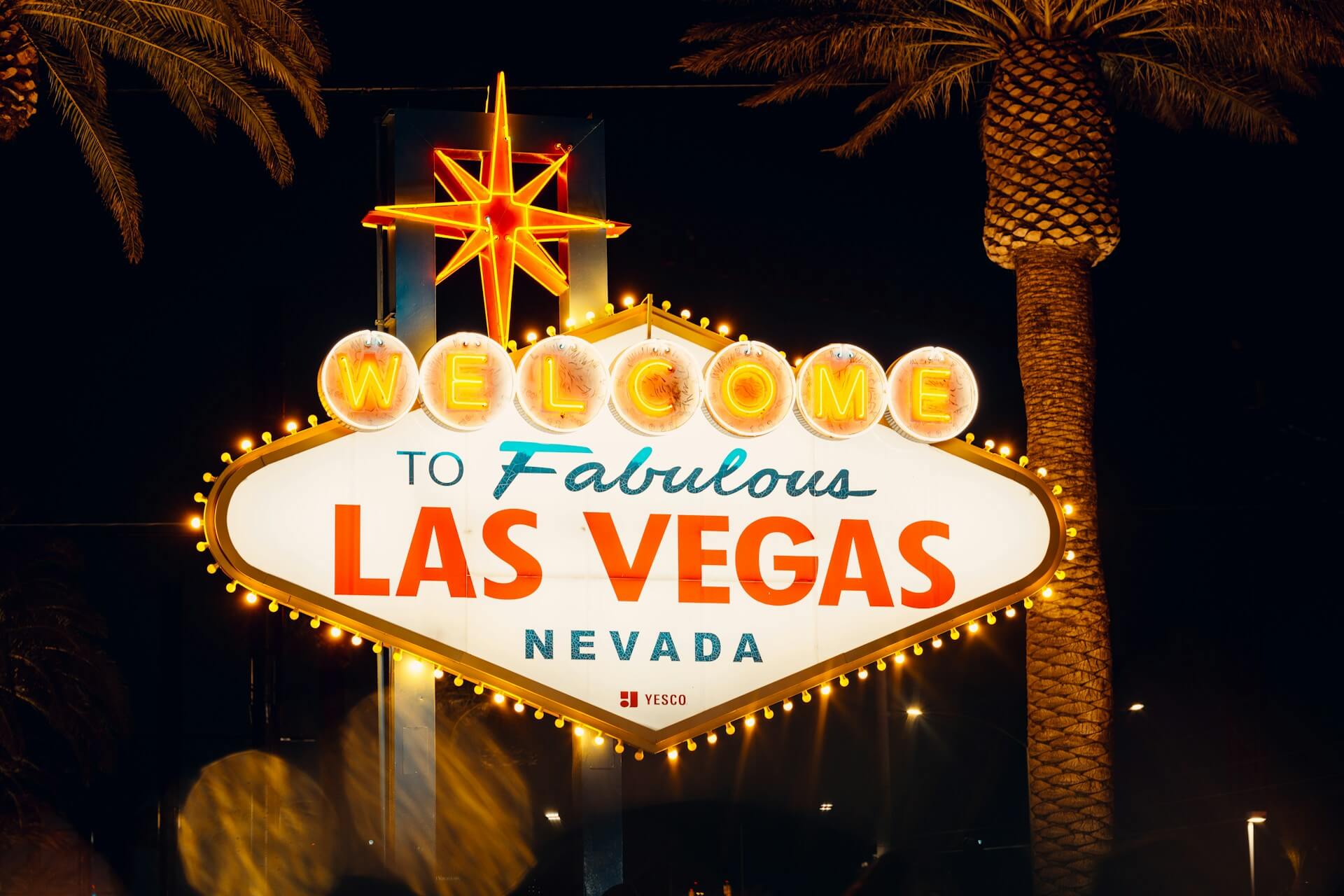 15 Absolute Must-Do's In Las Vegas For First Timers