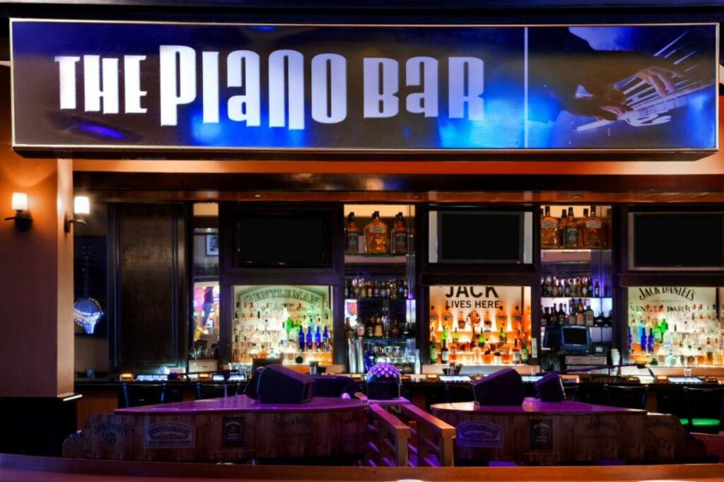 The Piano Bar at Harrahs Las Vegas